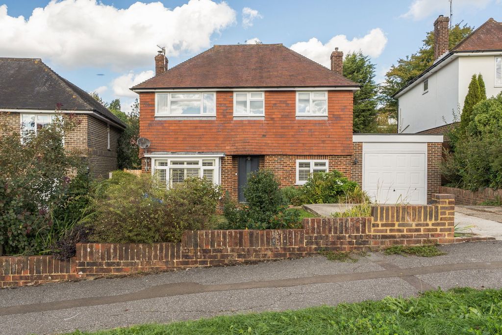 Property photo 1 of 23