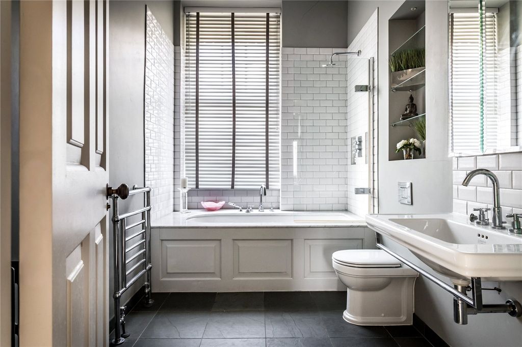 Additional image 34 of 5 bed detached house for saleHigh Street, Hampton TW12