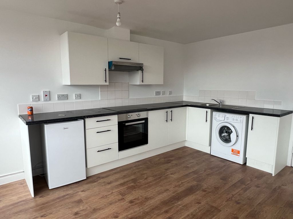Property photo 2 of 6 Open Plan Kitchen