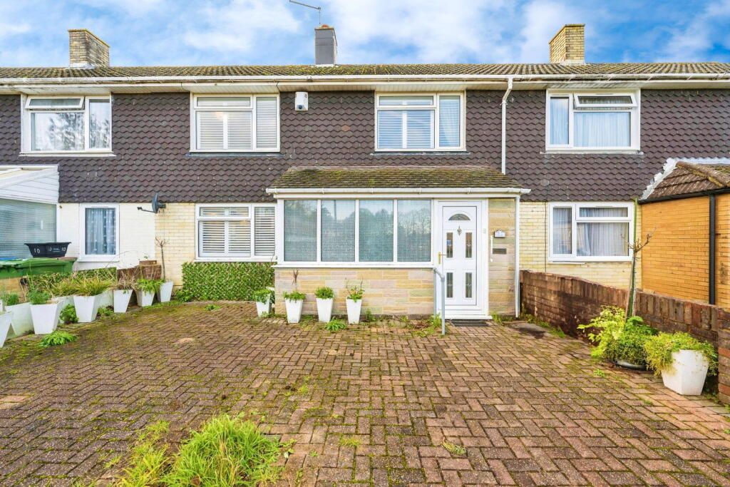 Property photo 1 of 18