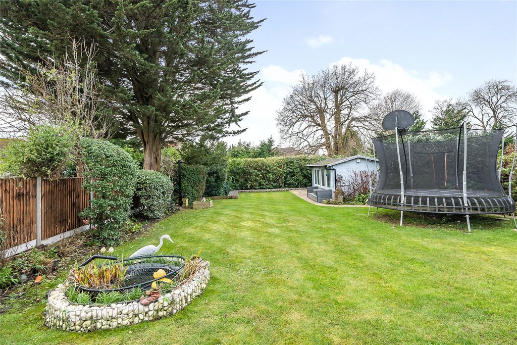 Property photo 2 of 30 Picture No. 09