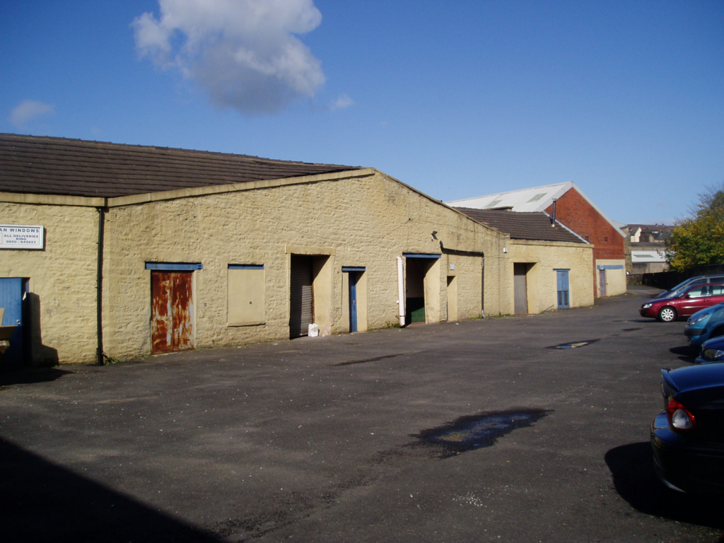 Property photo 1 of 2