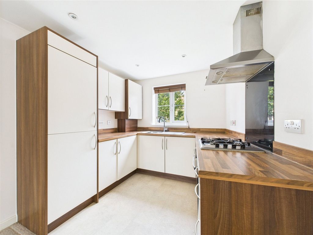 Property photo 2 of 11 Picture No. 08