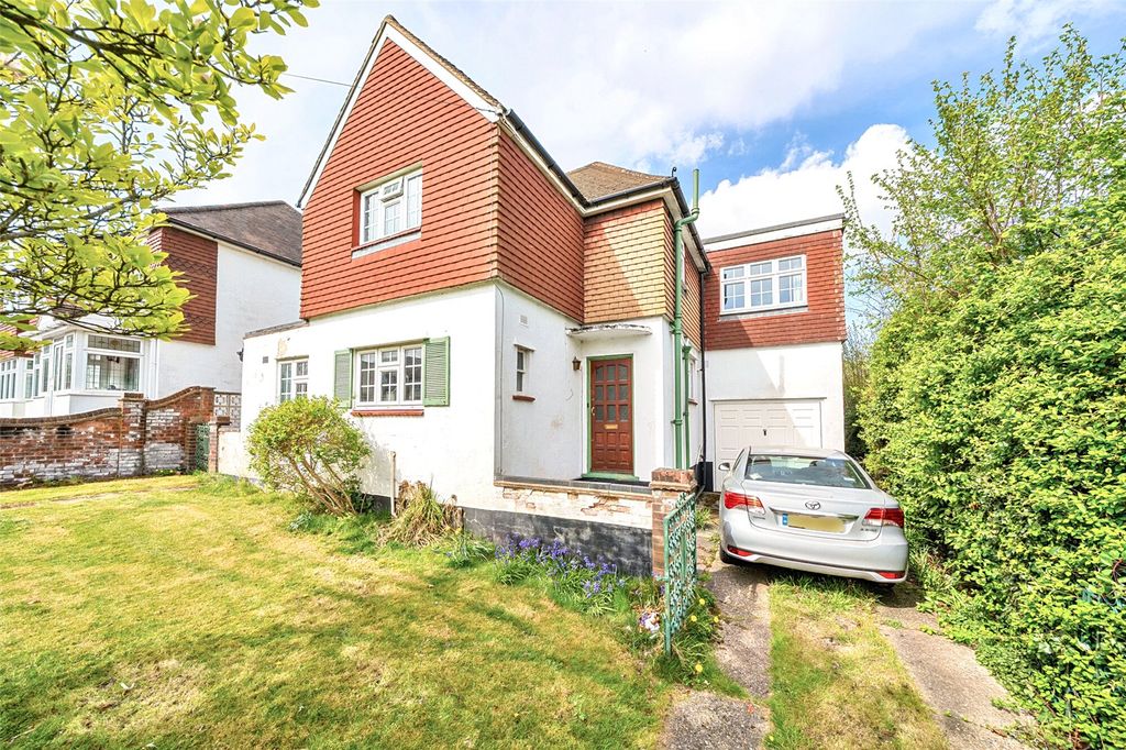 Property photo 1 of 18 External