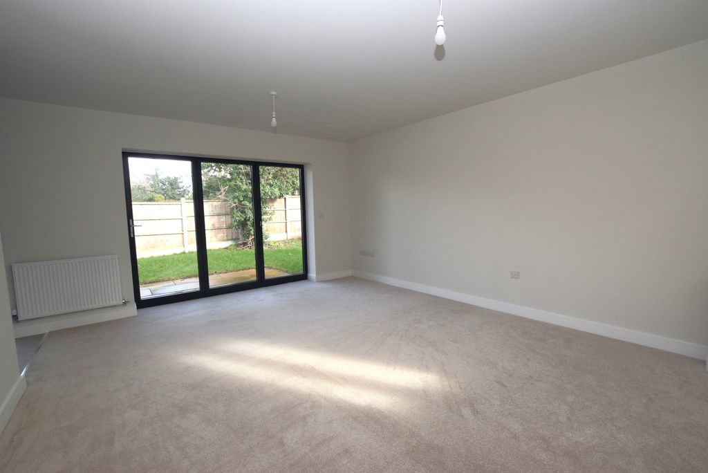 Property photo 2 of 17 Dsc_3092