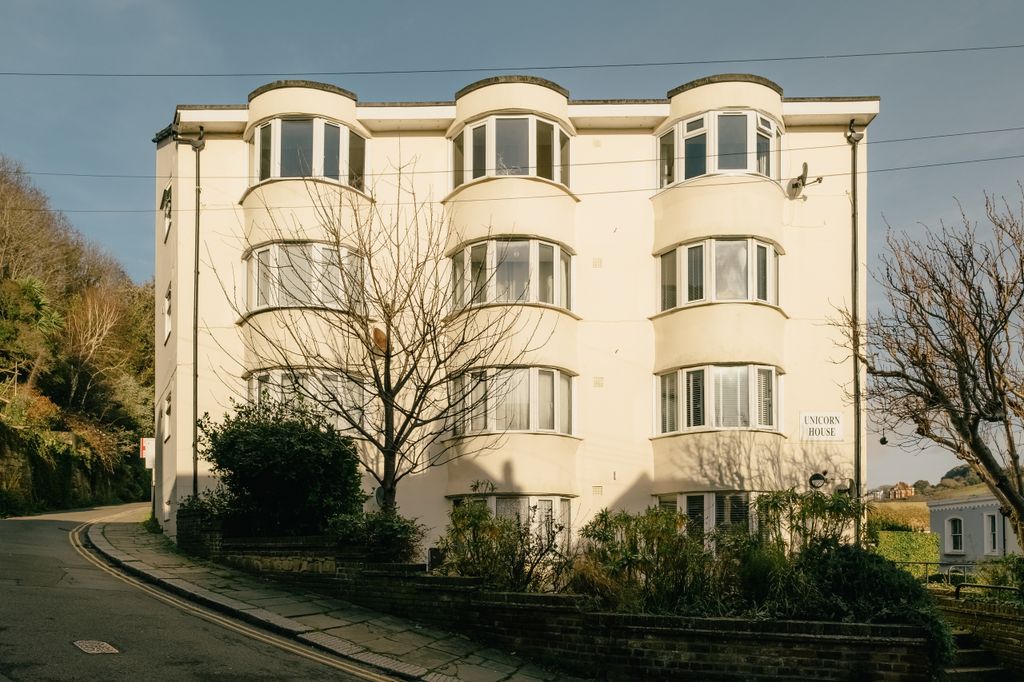 Property photo 2 of 21 Croft-Hastings-Unicornhouse-Exterior