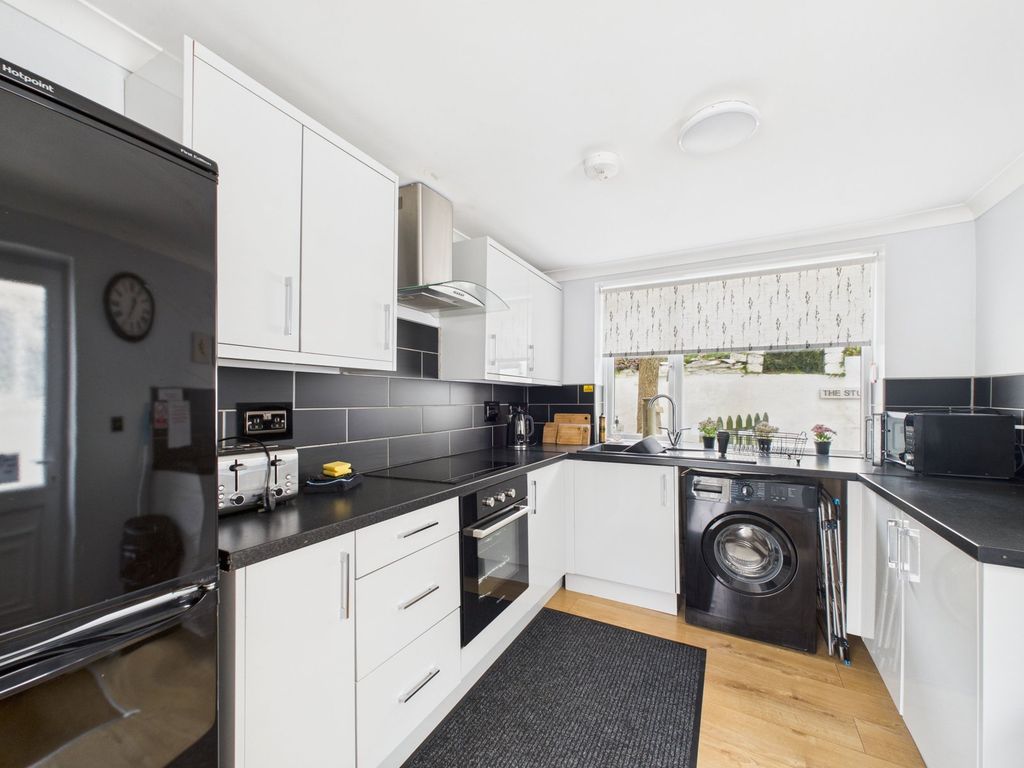 Additional image 6 of 3 bed flat for saleMillendreth, Looe (Quote Ref. Pm0522) PL13