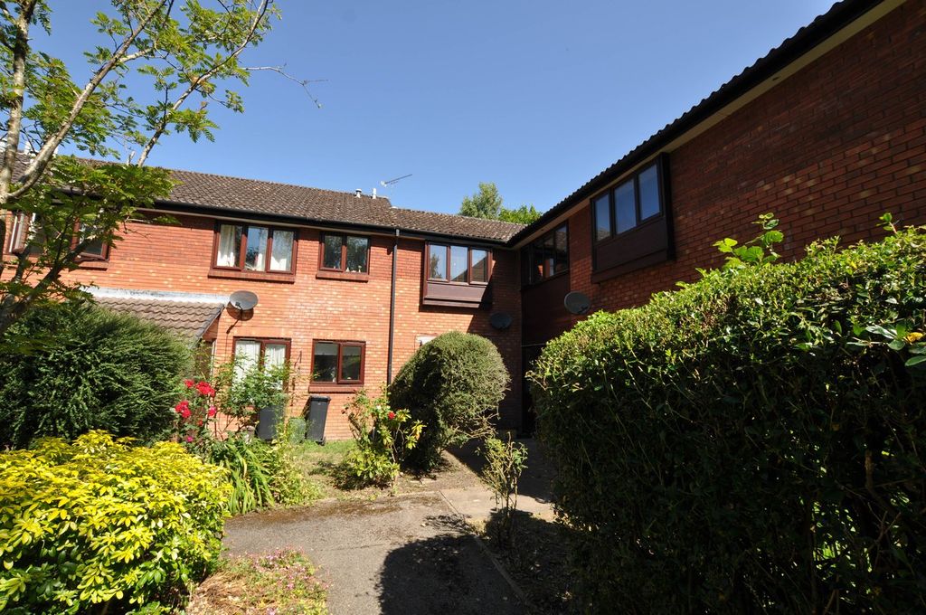 Property photo 1 of 6