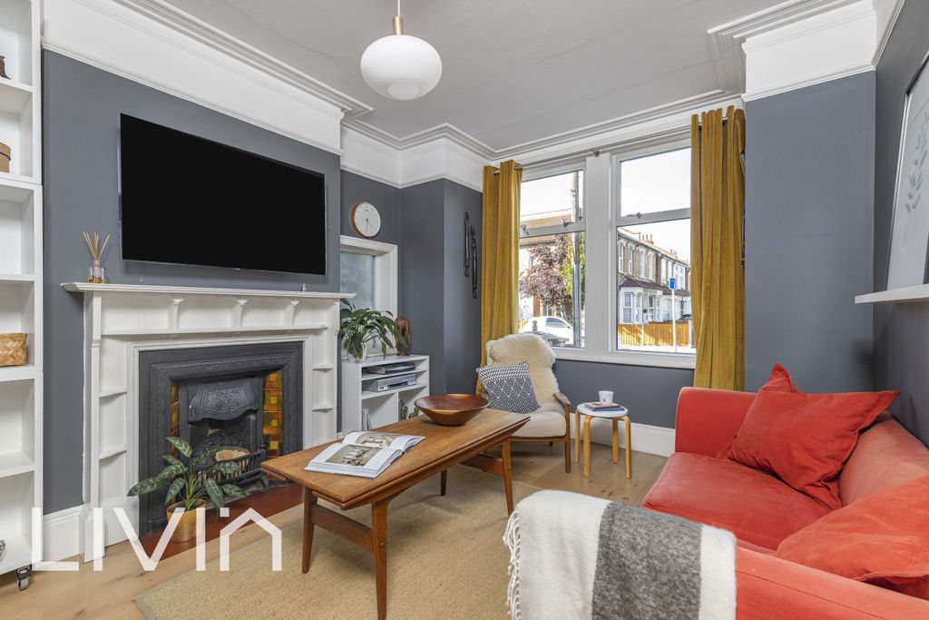 Property photo 2 of 24 025A4048