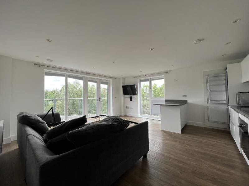 Property photo 1 of 3