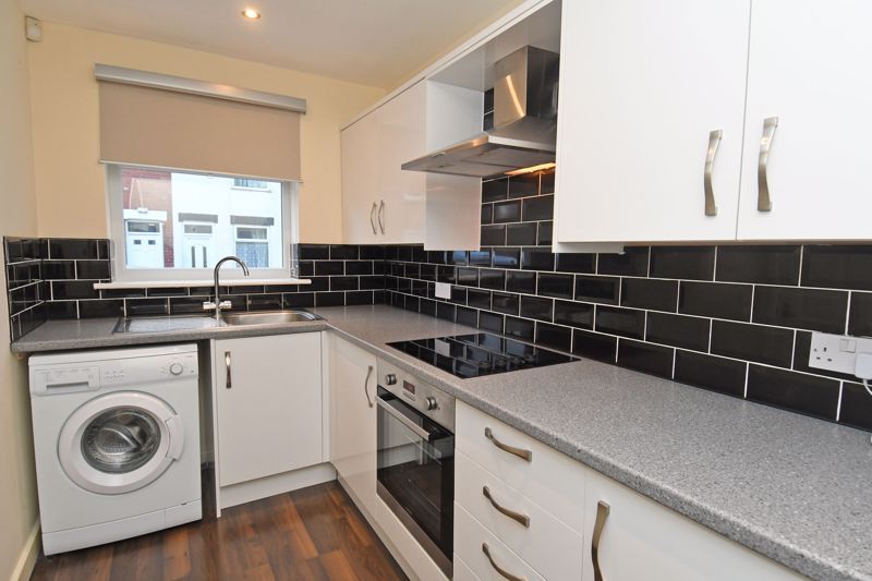 Property photo 3 of 14 Photo 2