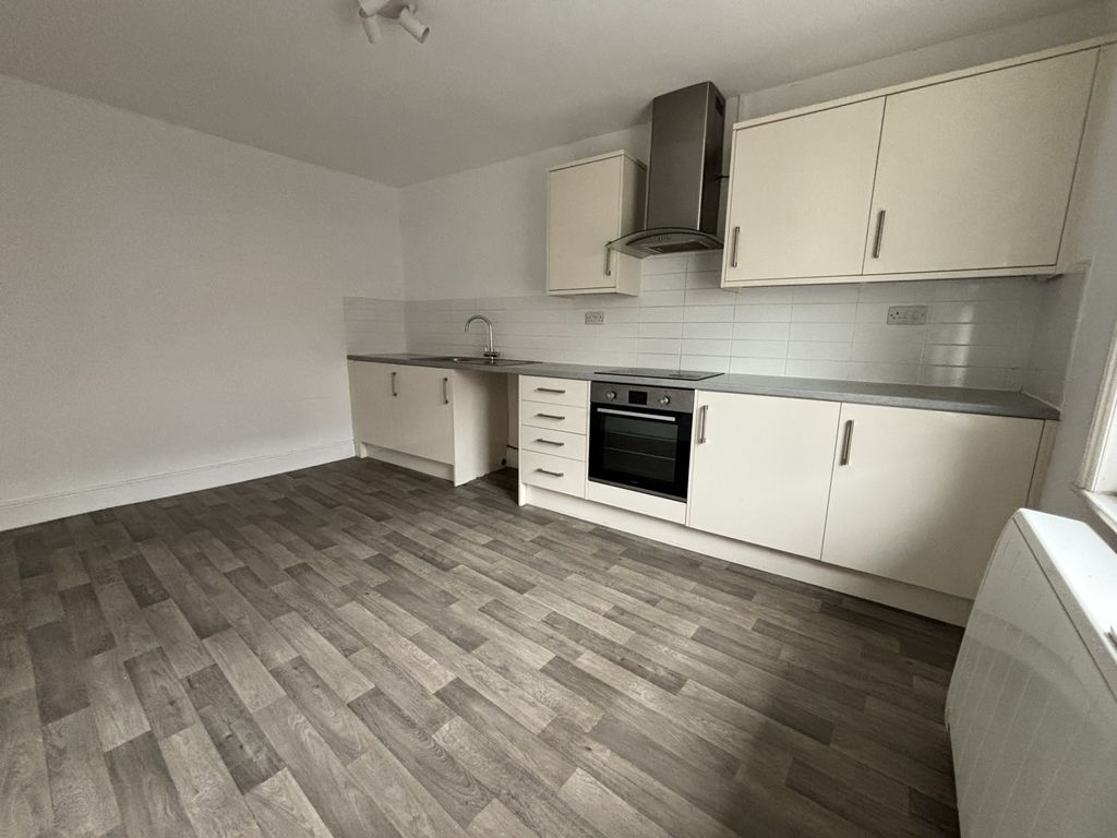 Property photo 3 of 7 Img_7940
