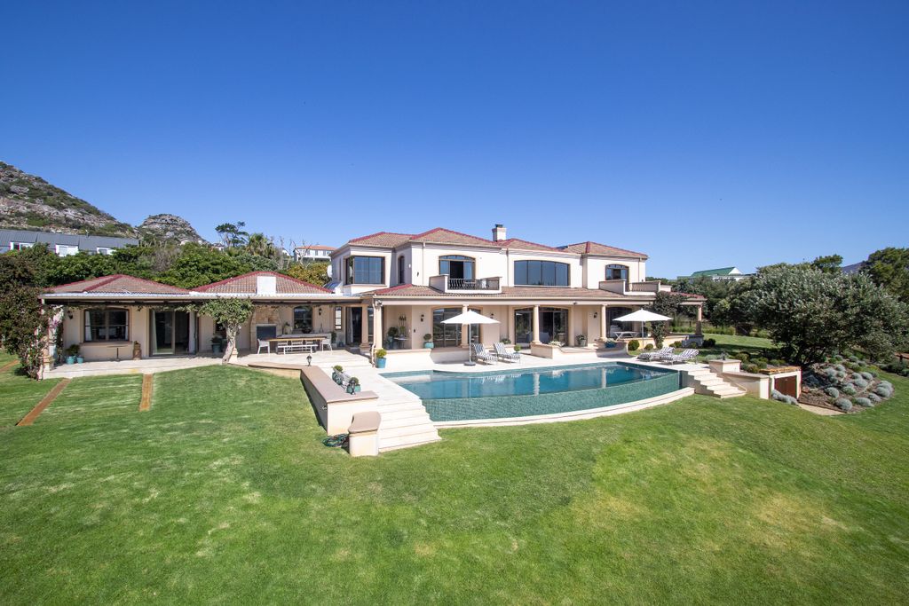 Property photo 1 of 52