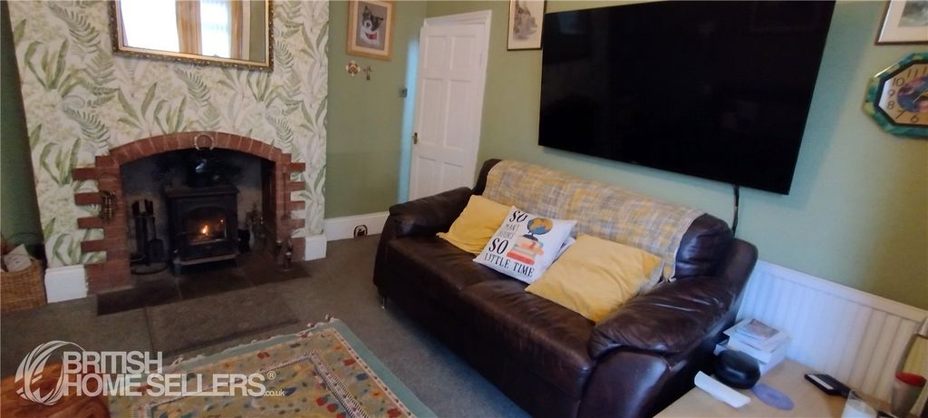 Property photo 3 of 33 Picture No. 22