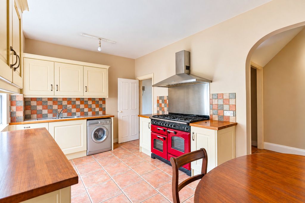 Property photo 2 of 14 Pbox-Img.Jpg