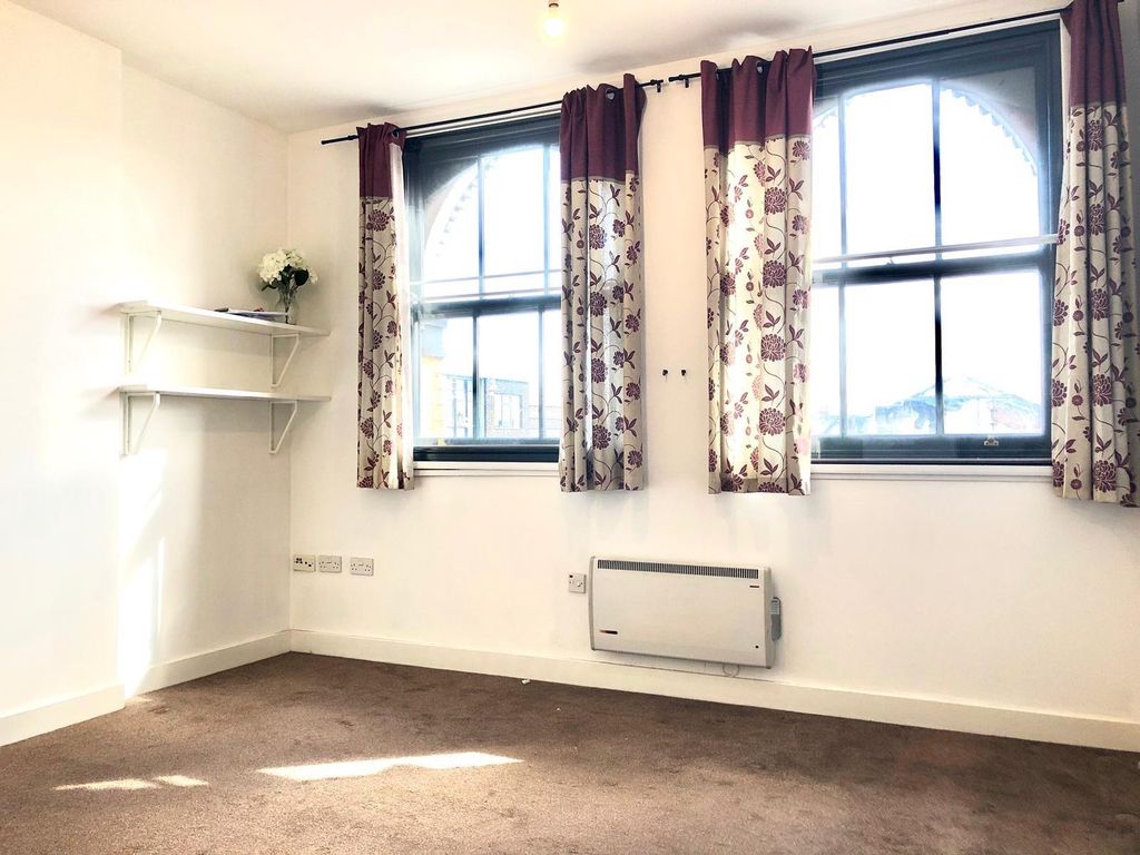 Property photo 2 of 7 View