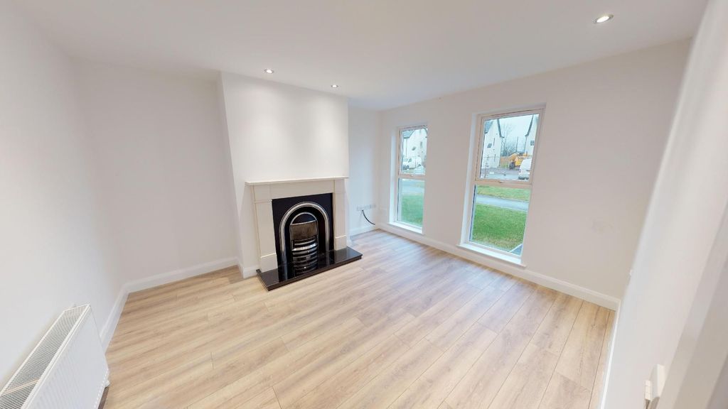 Property photo 3 of 11 5-Lurgyroe-Drive-01172020_134951.Jpg