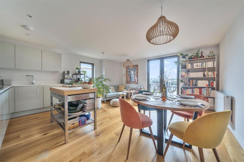 Property photo 1 of 13 Reception Room
