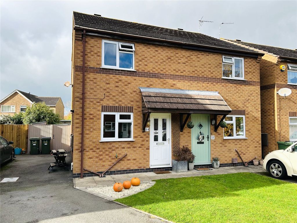 Property photo 1 of 17 Picture No. 01