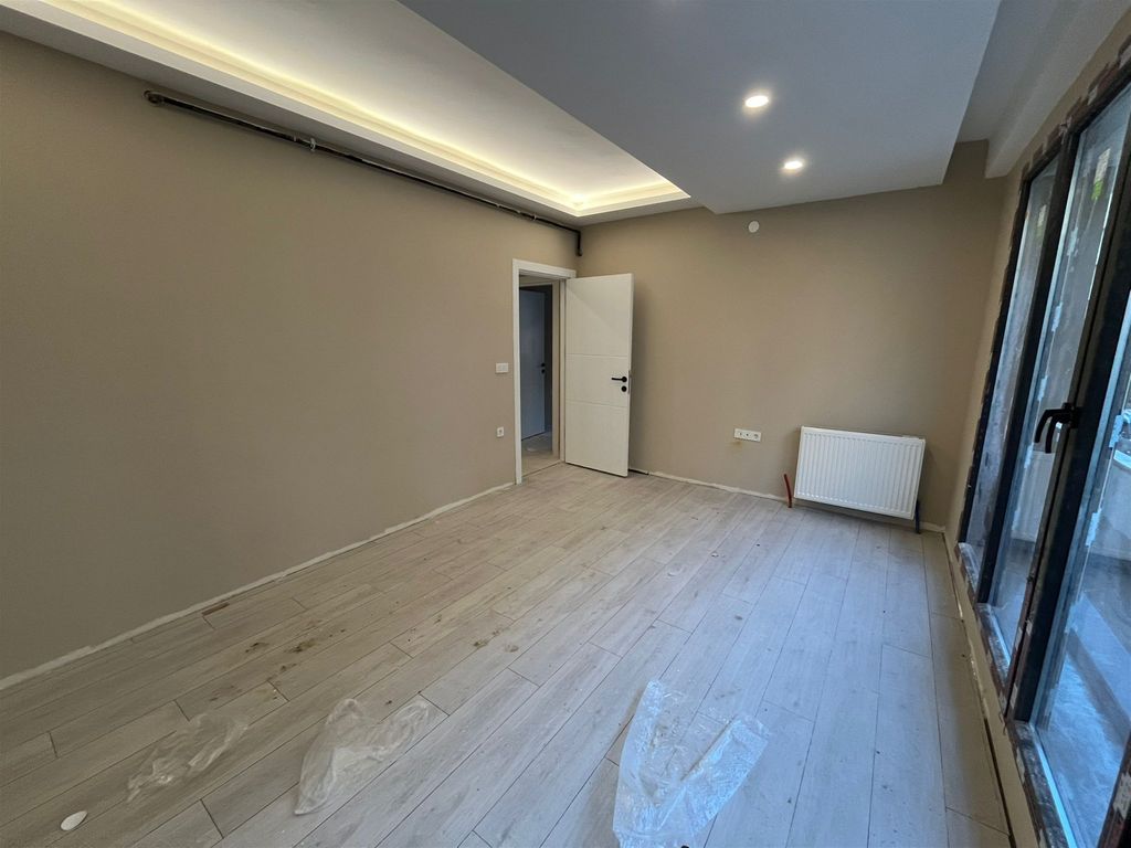 Property photo 3 of 11 Newly Built Istanbul Property For Sale - Lounge With A Balcony
