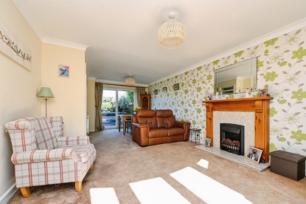 Property photo 3 of 20 Pbox-Img.Jpg