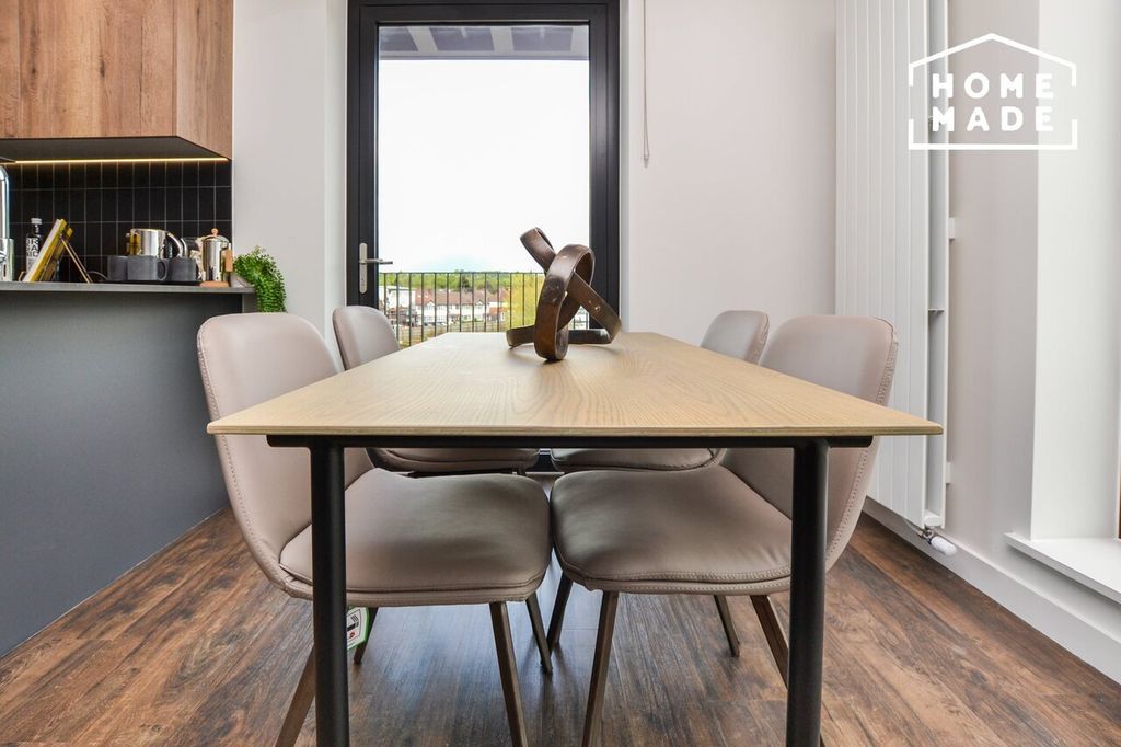 Property photo 3 of 23 19793d6c4d2E3Ab534A970cc1639