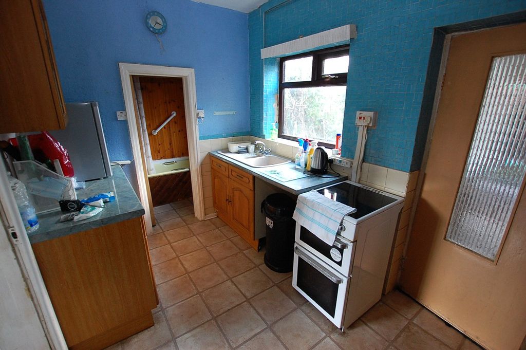 Property photo 3 of 15 Picture No. 10