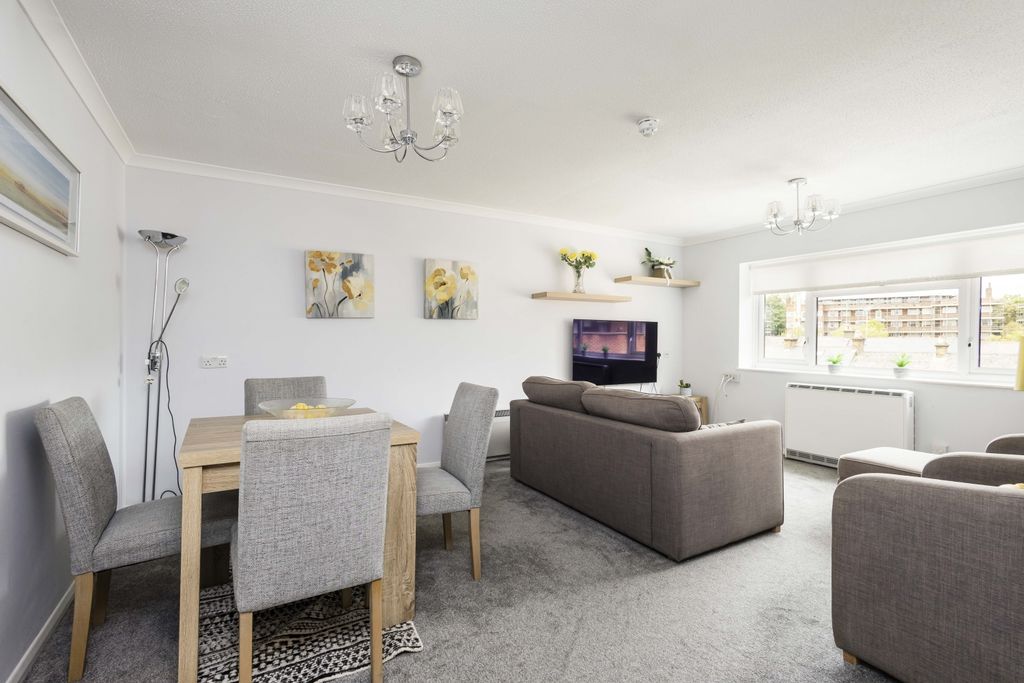 Property photo 3 of 9 38 Ferrydale Lodge-5363-Edit
