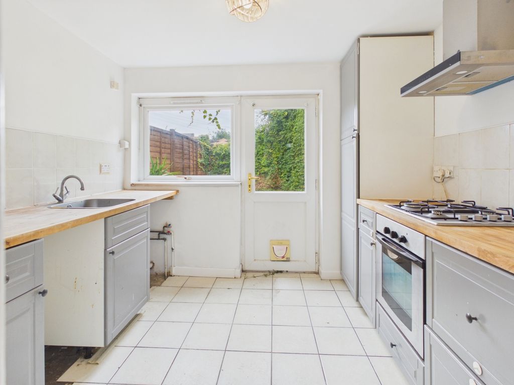 Property photo 1 of 5 Cam01338G0-Pr0202-Still001