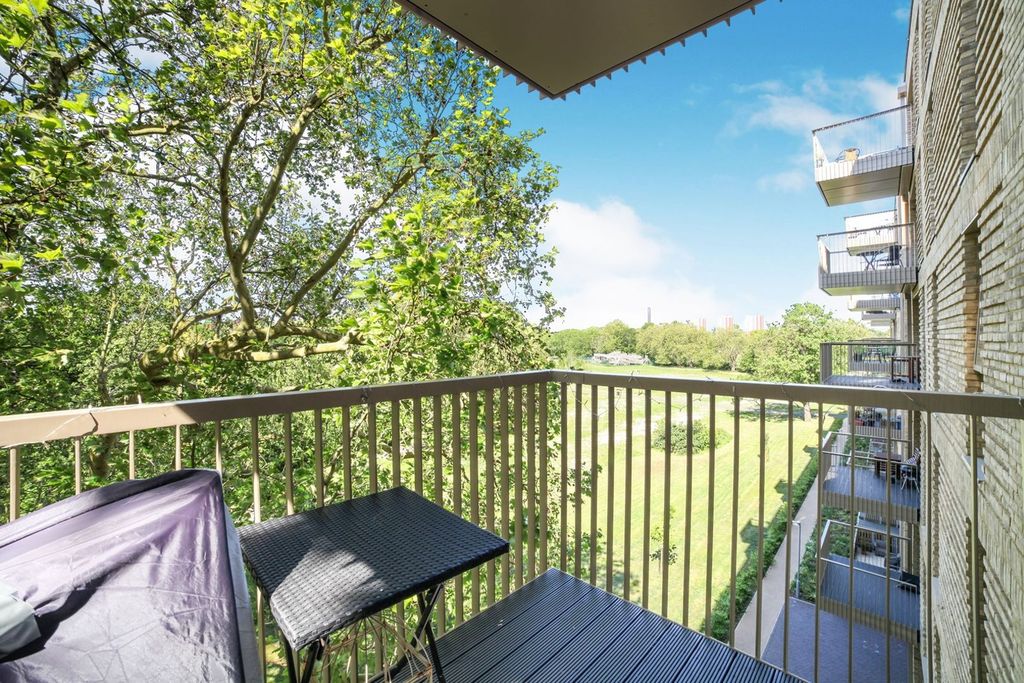 Property photo 2 of 15 Balcony