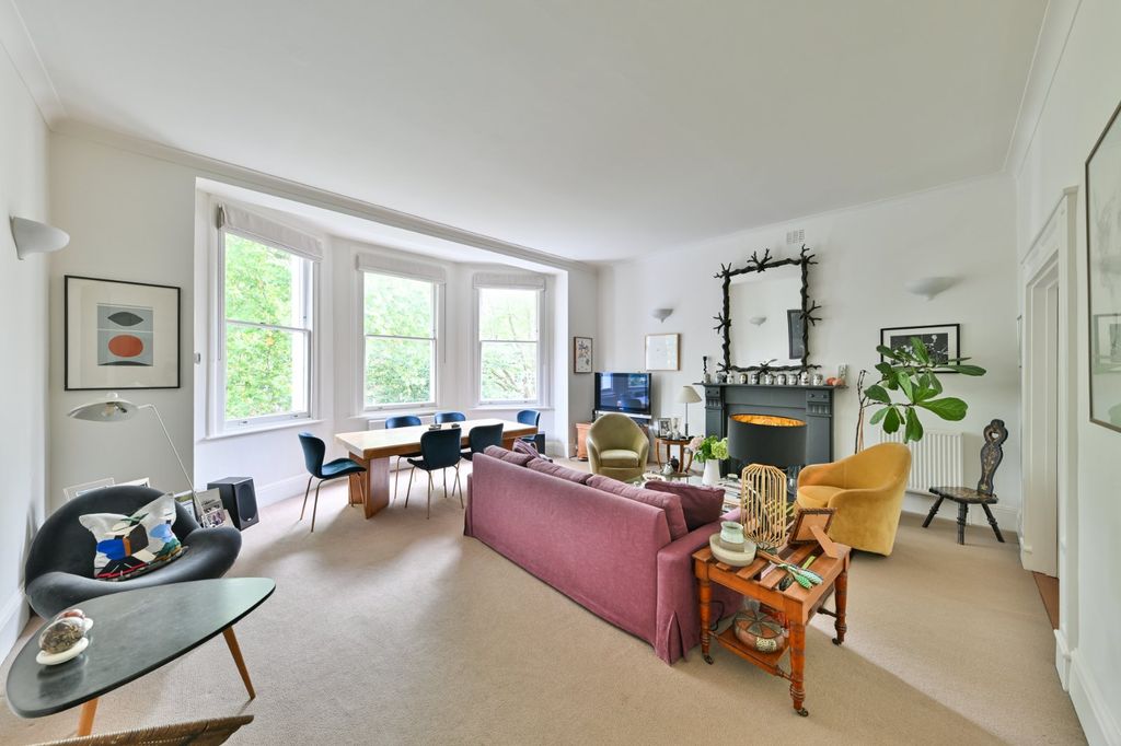 Property photo 1 of 16 Reception