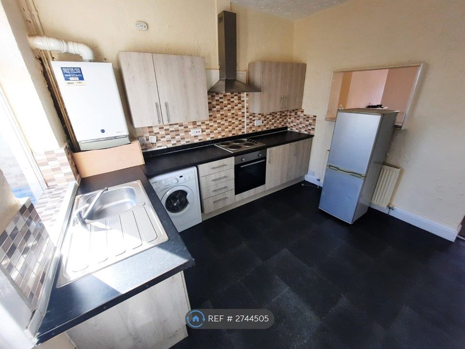 Property photo 3 of 6