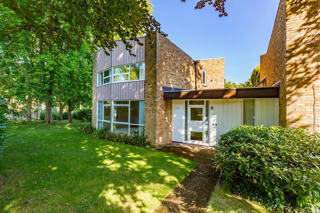 Property photo 1 of 17 Front