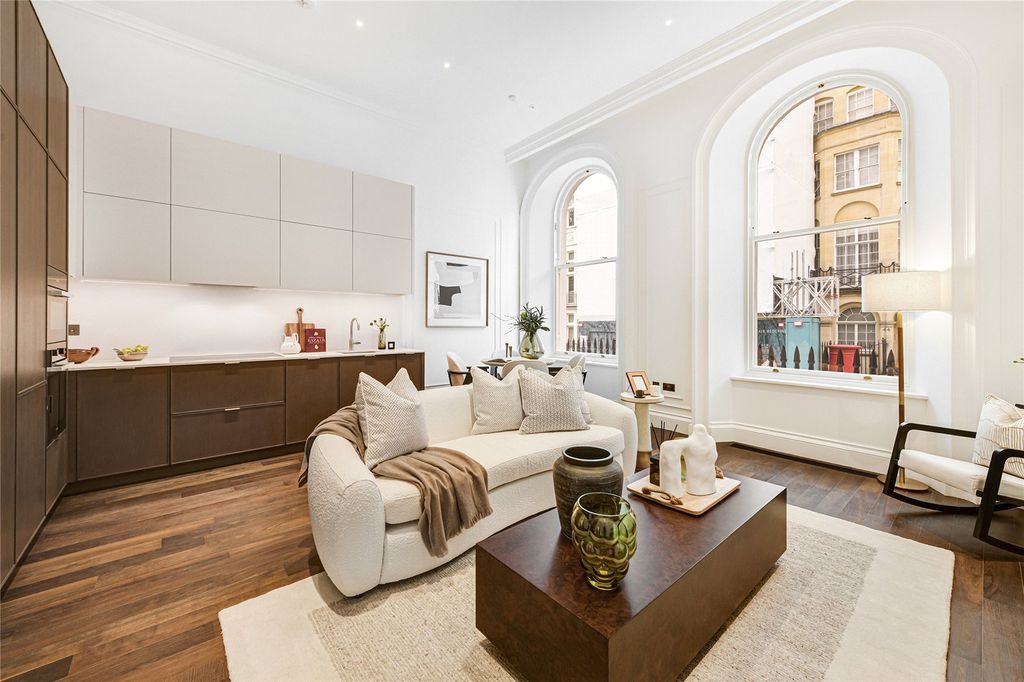 Property photo 1 of 13 Reception Room