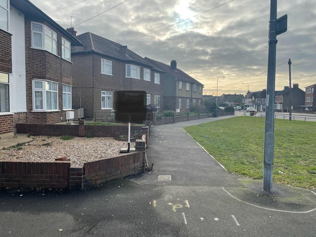 Property photo 1 of 28 Front