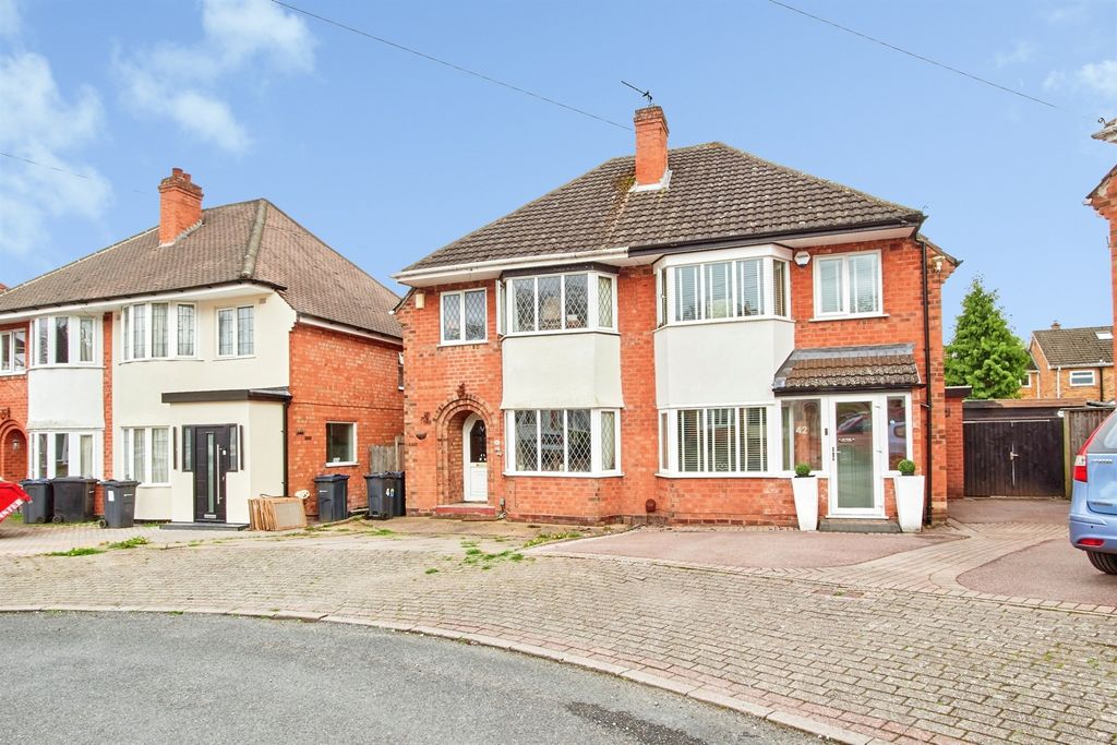 Property photo 1 of 20