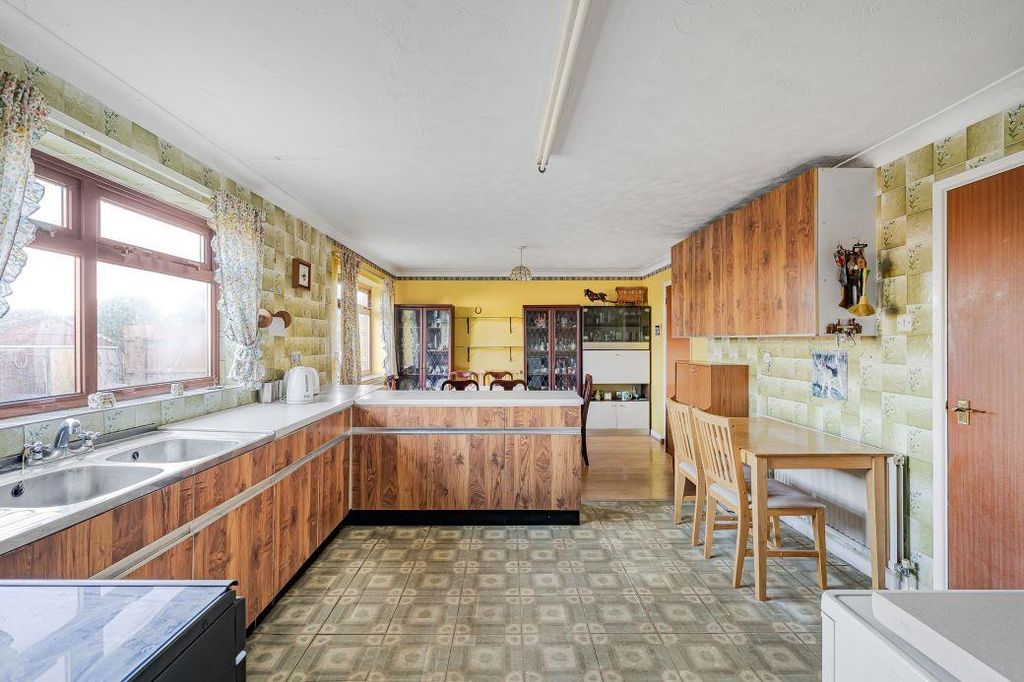 Property photo 2 of 27 19_69704.Jpg