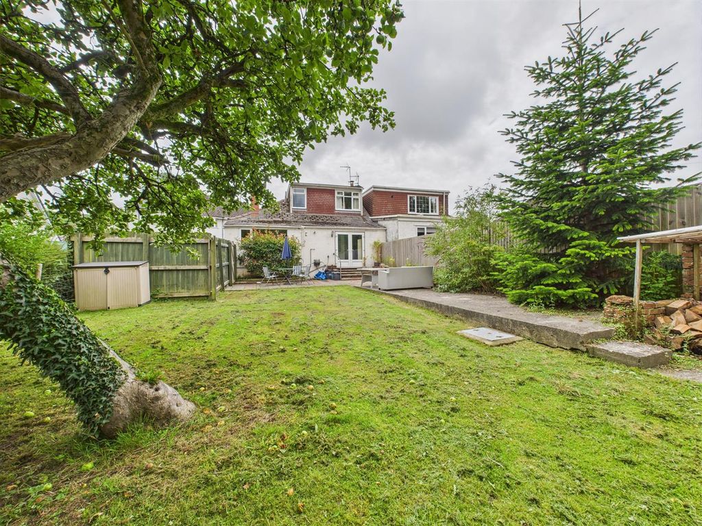 Property photo 2 of 26 Cam02295G0-Pr0251-Still027.Jpg