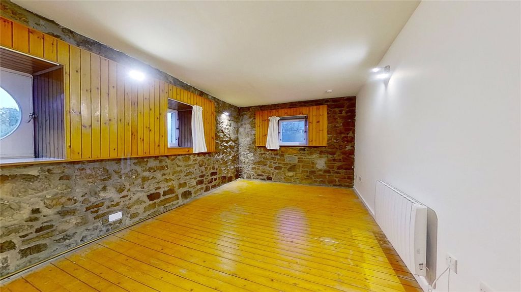 Property photo 1 of 9 Photo 1