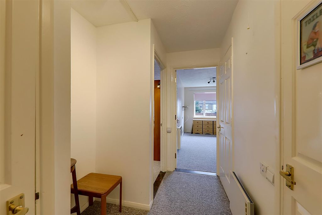 Property photo 3 of 8 Img_0673-Img_0675.Jpg