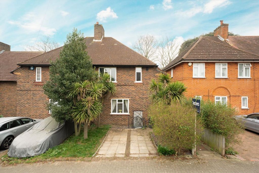 Property photo 1 of 9