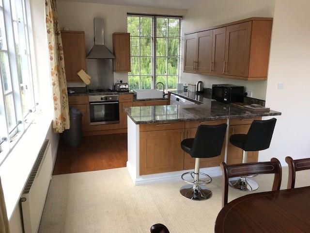 Property photo 3 of 14 4Kxwkckkcuihz5Q-Lu5Lzg.Jpg