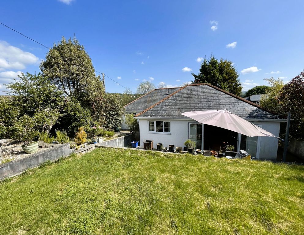 Property photo 2 of 28