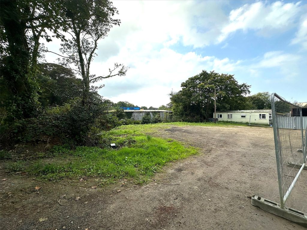 Property photo 3 of 7 Picture No. 16