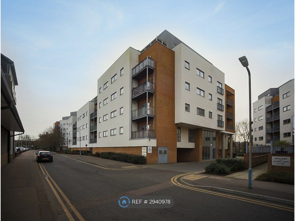 Property photo 2 of 33
