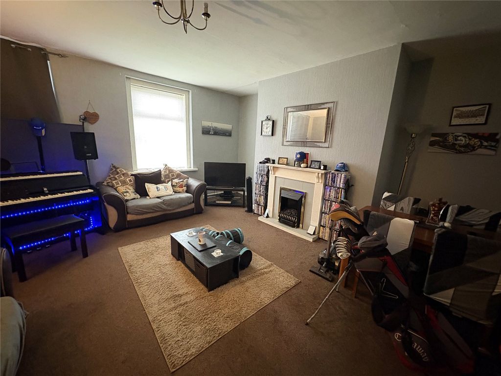 Property photo 3 of 11 Picture No. 04