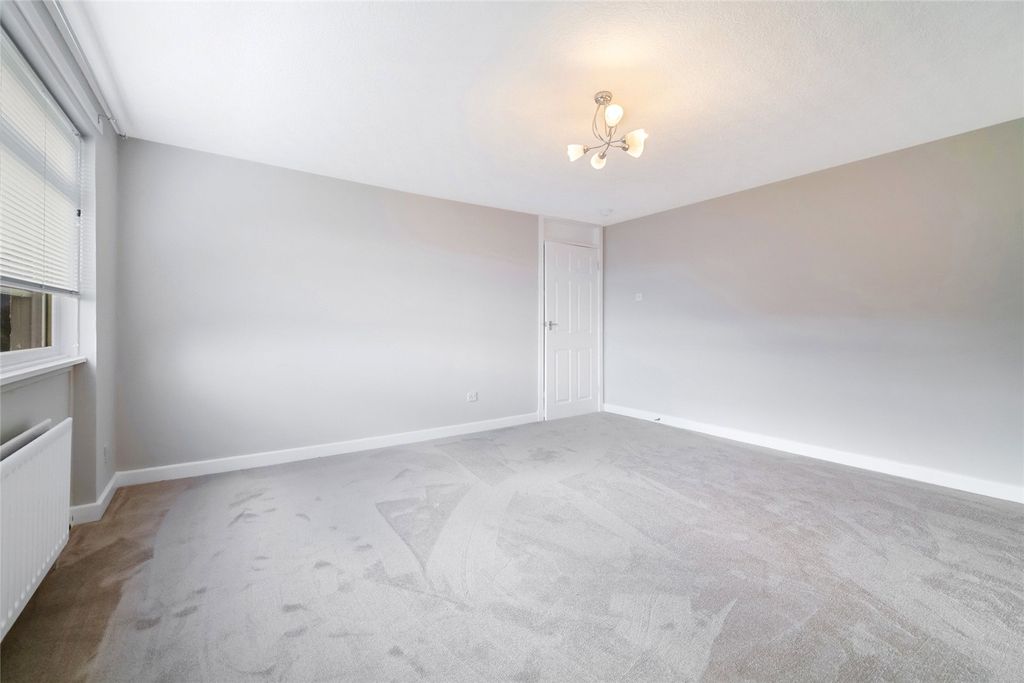 Property photo 3 of 18 Picture No. 19