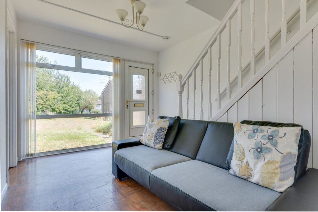 Property photo 3 of 24