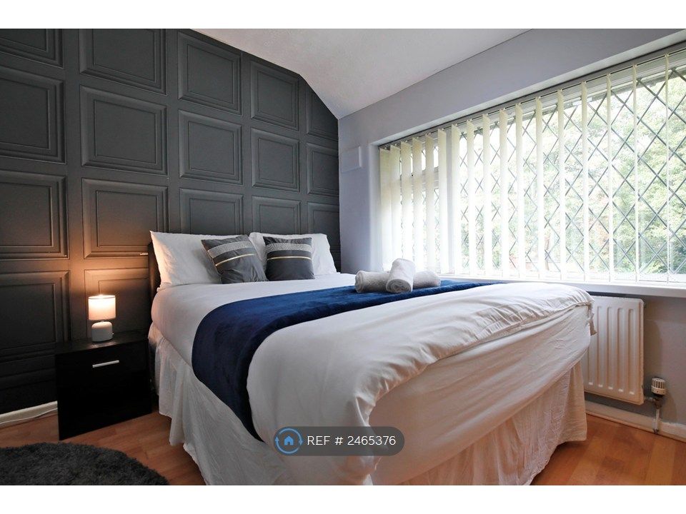 Property photo 3 of 35