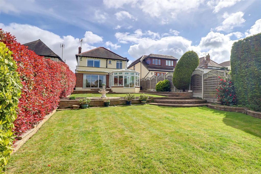 Property photo 2 of 26